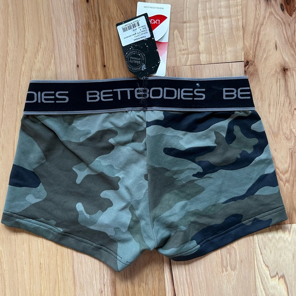 Better Bodies Ladies Size Small Bike Short- BRAND NEW WITH TAGS! - Picture 3 of 6